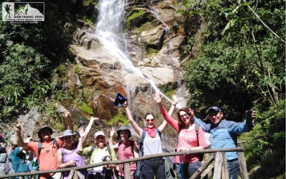 catarata en camino inca corto